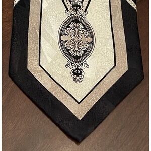 Vintage Olacchi Cravatte Milano Hand Made Polyester Men’s Neck Tie Made In Korea